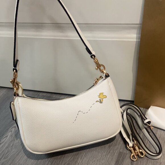 COACH Shoulder Bag - Picture 4 of 9